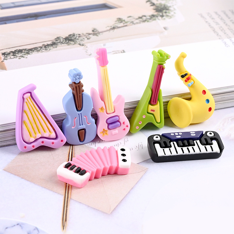 10 قطع من الراتنج الكرتوني الل - مراجعة Musical Instrument Jewelry وسعره